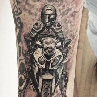 Tom tattoo 035