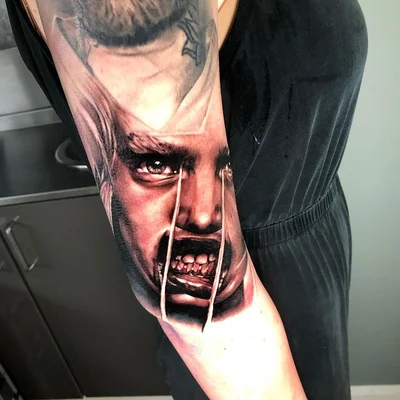 Tom Stephenson tattoo 039
