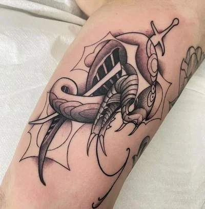 Toni Dimoni tattoo 038