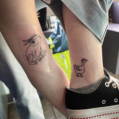 Toni Lou tattoo 020