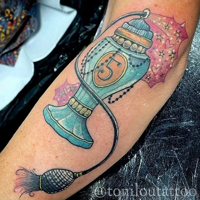 Toni Lou tattoo 040