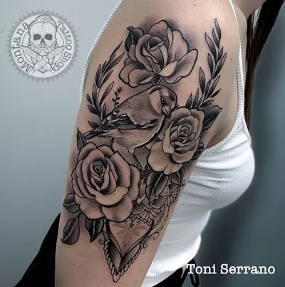 Toni Serrano tattoo 020