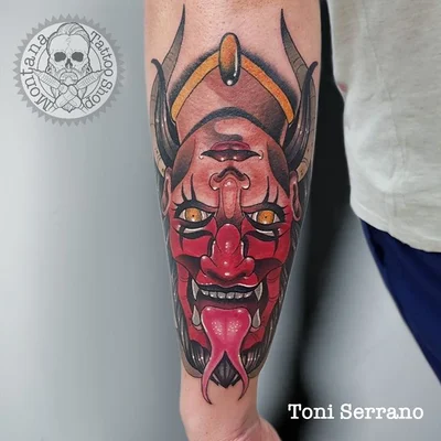 Toni Serrano tattoo 039