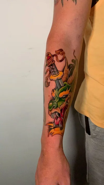 Toni Serrano tattoo 048