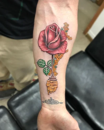 Toni Skink tattoo 019