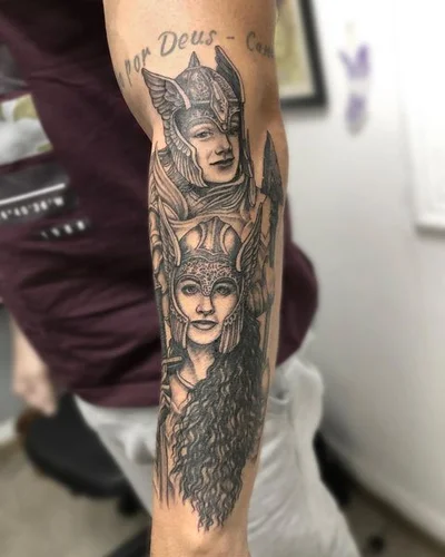 Toni Skink tattoo 040
