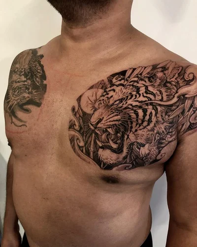 Tony Hu tattoo 042