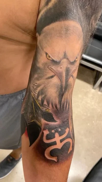 Tony Garcia tattoo 016