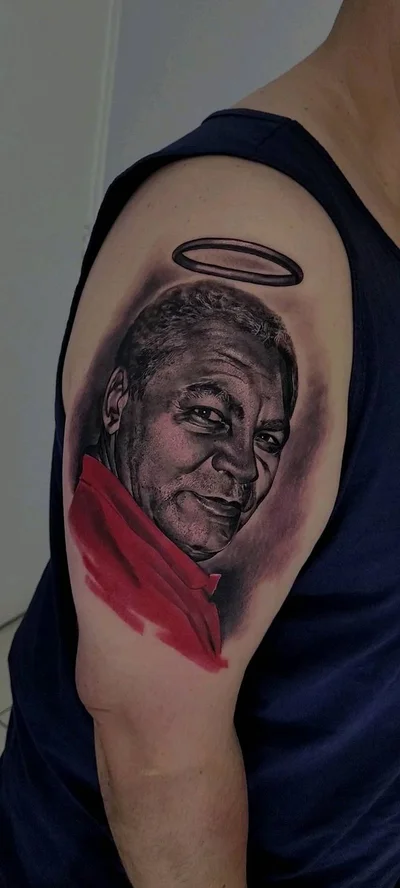 Tony Gomes tattoo 011