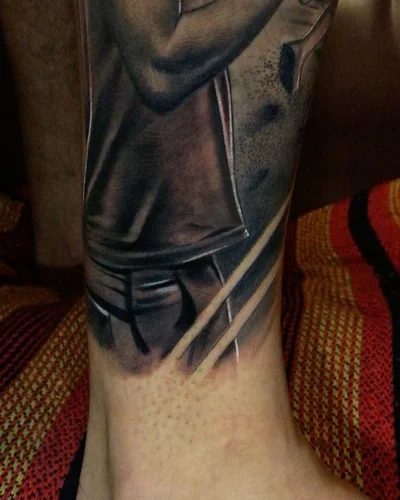 Tony Gomes tattoo 026