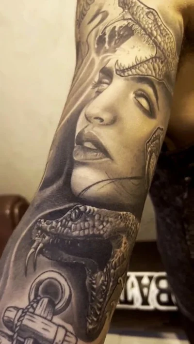 Tony Gomes tattoo 035