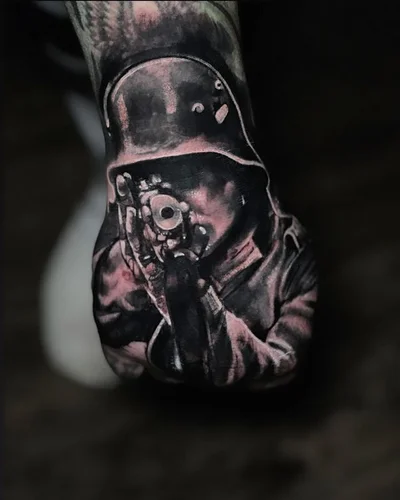 Tony Reyes tattoo 008