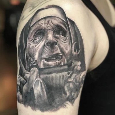 Tony Reyes tattoo 009