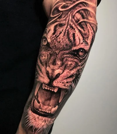 Tony Santos tattoo 019