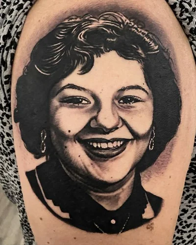 Tony Silva tattoo 026