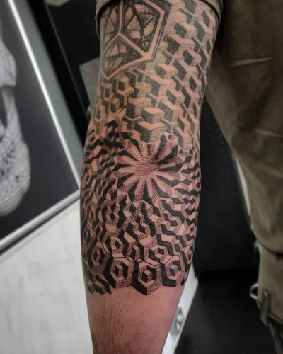 Too Good Tattoo tattoo 040