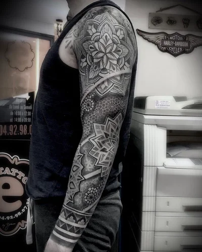 Toon Bod Mod Tattoo tattoo 022