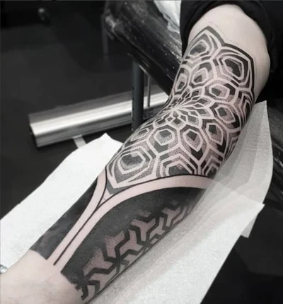 Tooth And Claw Tattoos tattoo 037