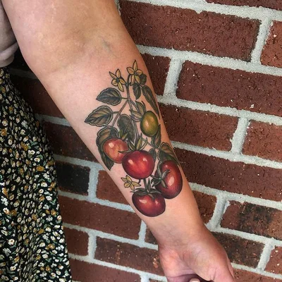 Haley Bean tattoo 008
