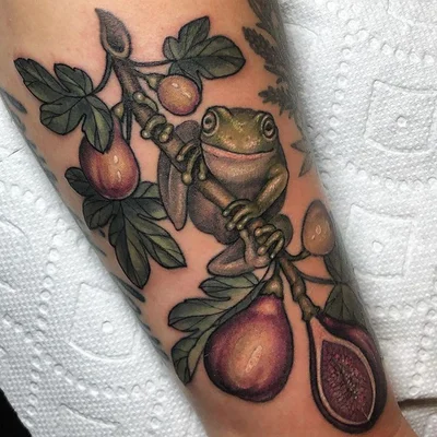 Haley Bean tattoo 031