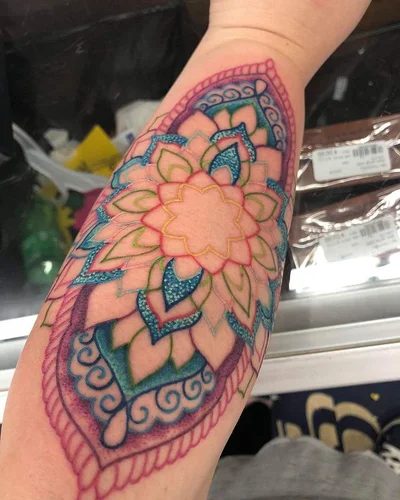 Jennifer Lynne Woods tattoo 019