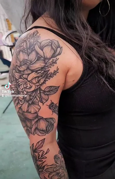 Jennifer Lynne Woods tattoo 025