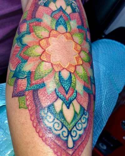 Jennifer Lynne Woods tattoo 042