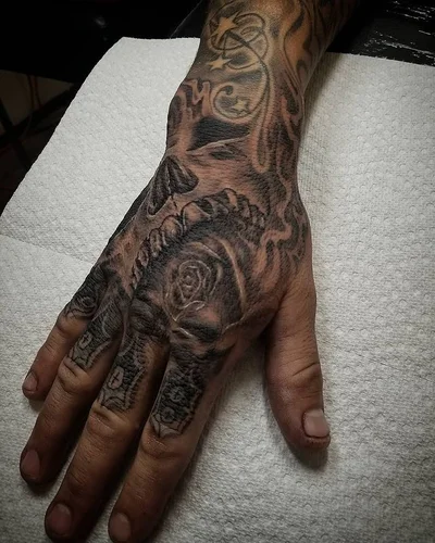 Anthony Sinclair tattoo 011