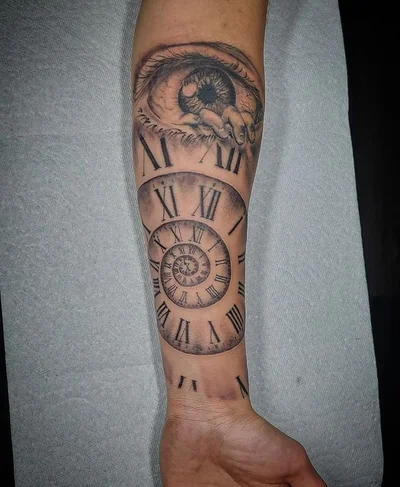 Anthony Sinclair tattoo 012