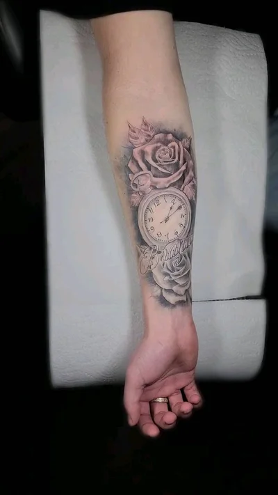 Anthony Sinclair tattoo 021