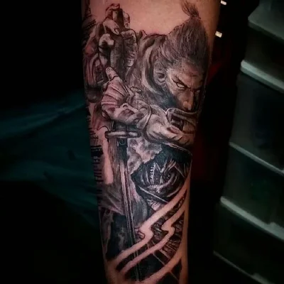 Anthony Sinclair tattoo 026