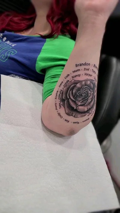Anthony Sinclair tattoo 038