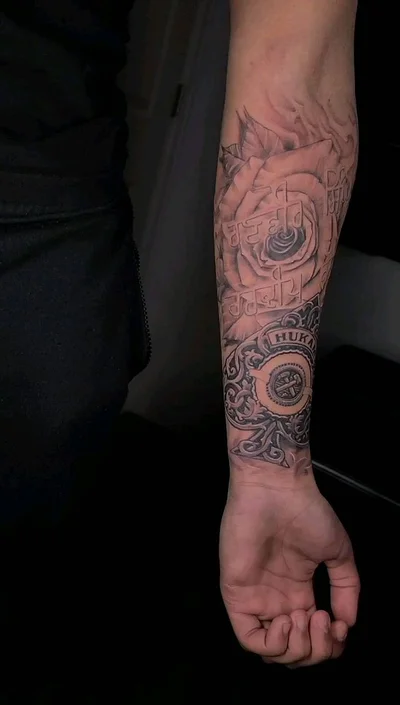 Anthony Sinclair tattoo 041