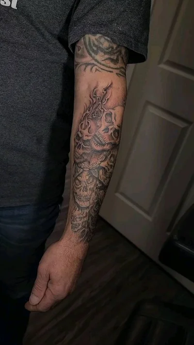 Anthony Sinclair tattoo 043