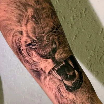 Tota Alvaro tattoo 029