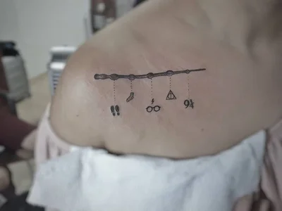 Tota Alvaro tattoo 039