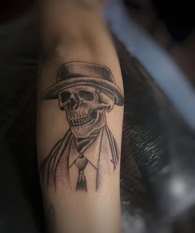 Tota Alvaro tattoo 041
