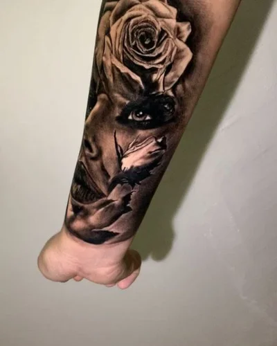 Tota Alvaro tattoo 043