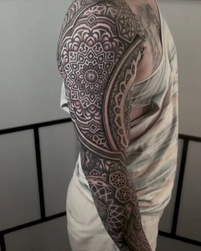 Trevor Perez tattoo 018
