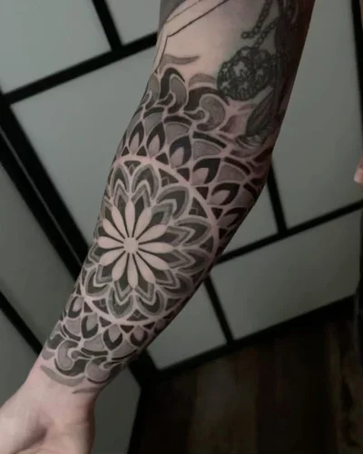 Trevor Perez tattoo 028