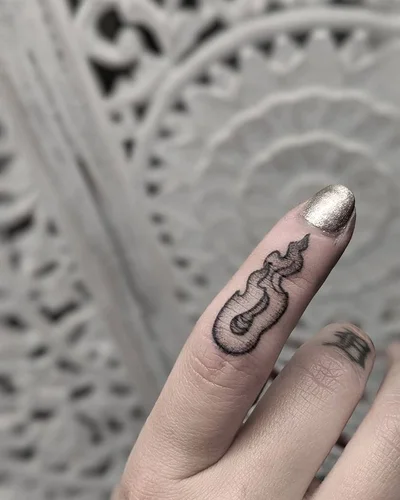 Trevor Perez tattoo 042
