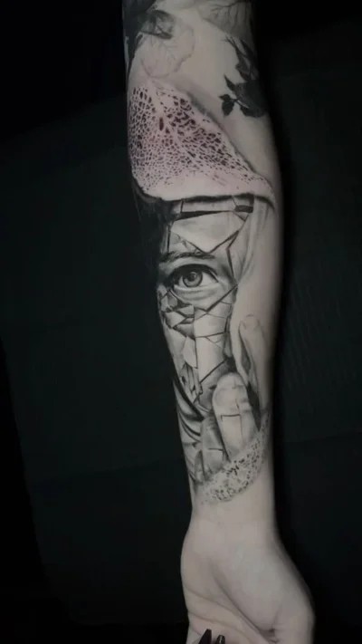 Trevor Perez tattoo 047