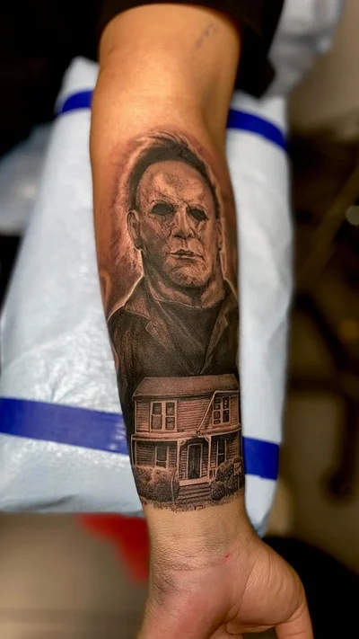 Michael Tovar tattoo 019