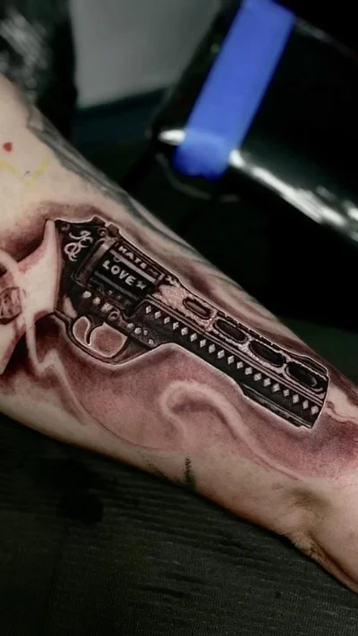 Michael Tovar tattoo 020