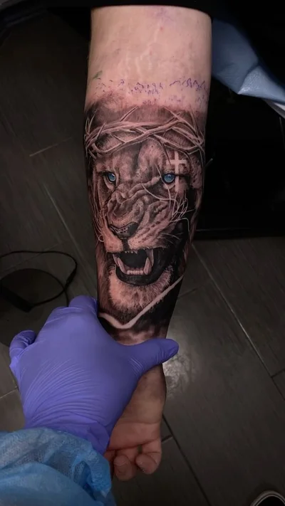 Michael Tovar tattoo 022