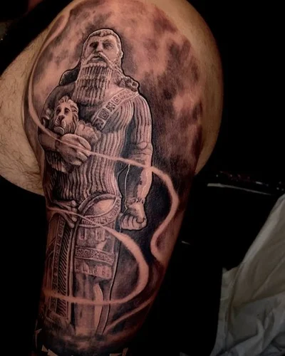 Michael Tovar tattoo 050