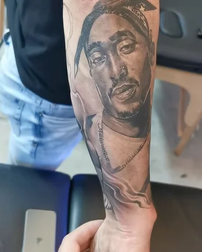 THT tattoo 039