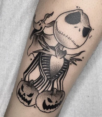 Tracy Maxias tattoo 014