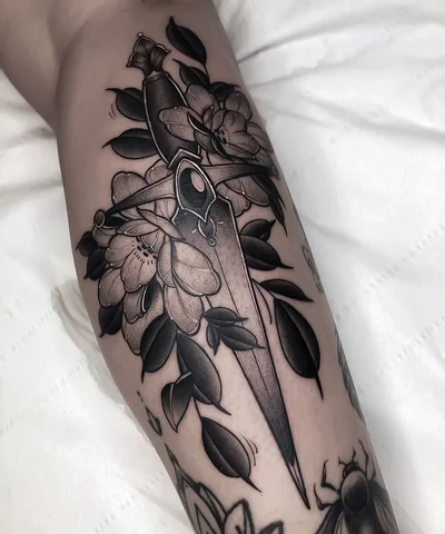 Tracy Maxias tattoo 038