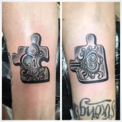 Amanda Cokewell tattoo 032